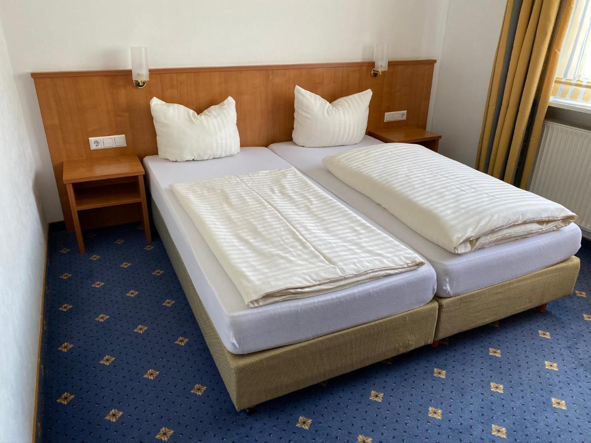 Hotel Kaiserhof Lehrte Zewnętrze zdjęcie